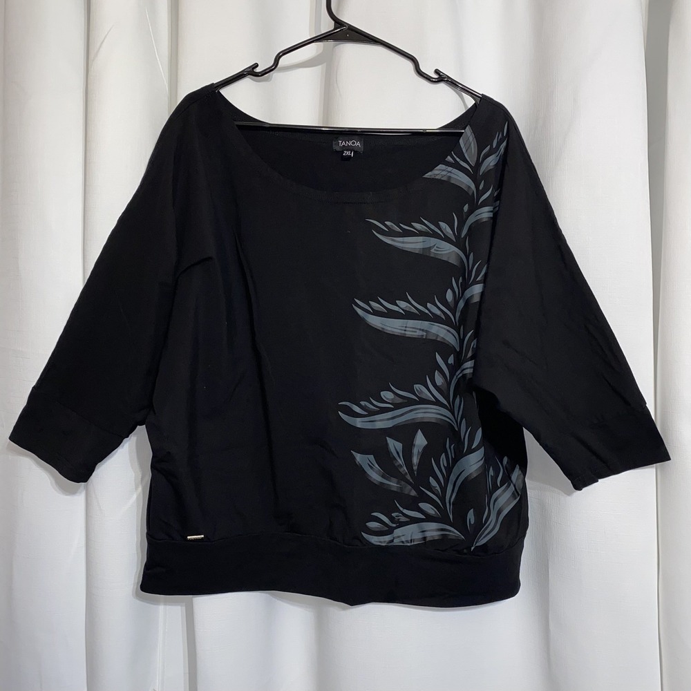 Tanoa Samoa Womens Top 2XL Black Silver Floral Design Polynesian Hawaiian Blouse